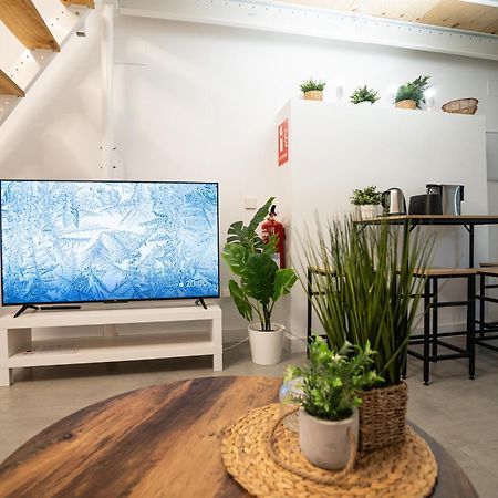 Loft A 10 Min Del Centro Historico De Madrid A Apartment Exterior photo